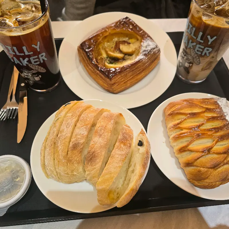 다양한 빵 종류