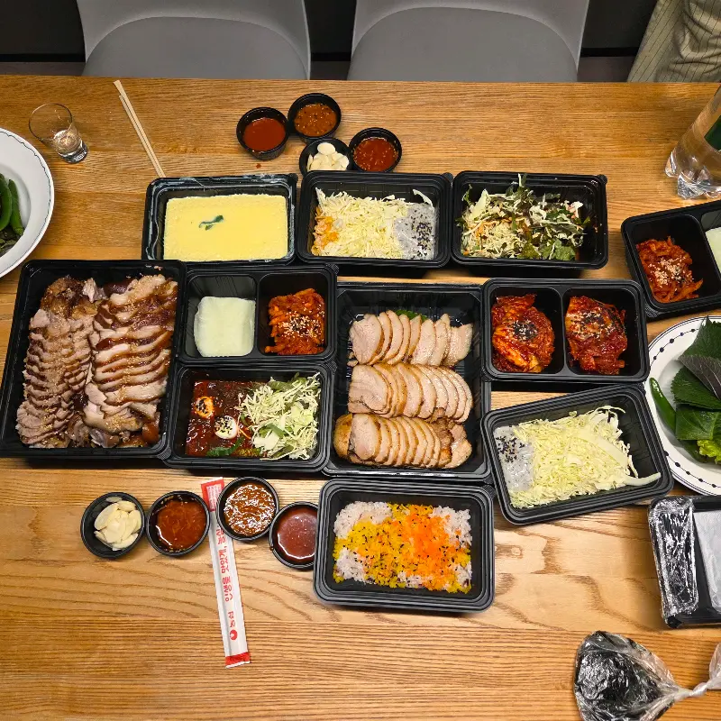 맛있는 족발 한 상 차림