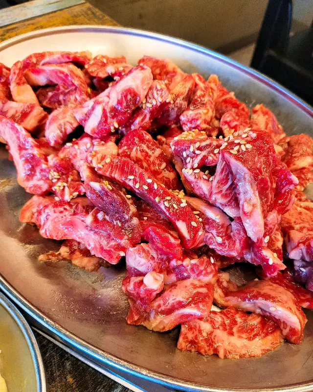 신선한 소갈비살