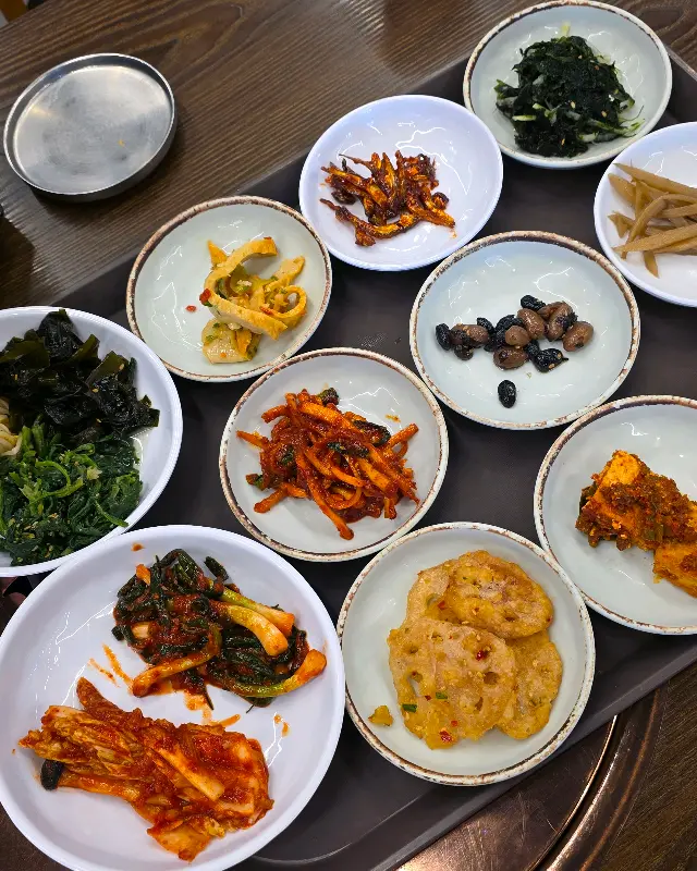 다채로운 밑반찬