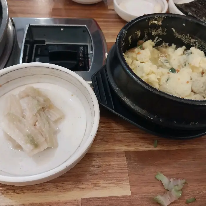 폭신하게 잘 쪄진 계란찜