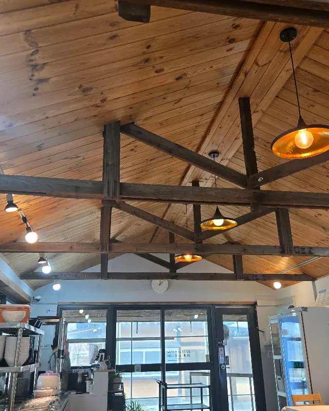 편안한 분위기의 내부