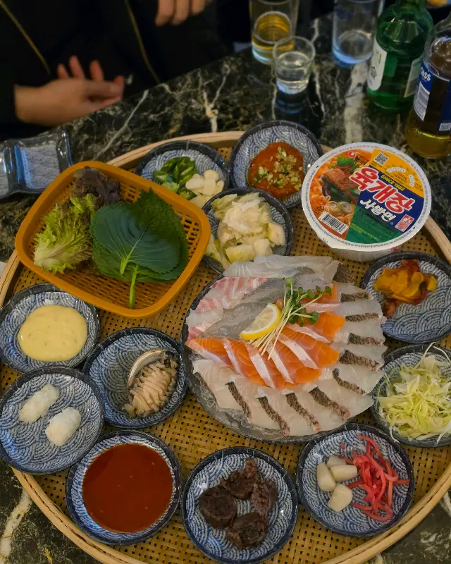 푸짐한 한 상차림