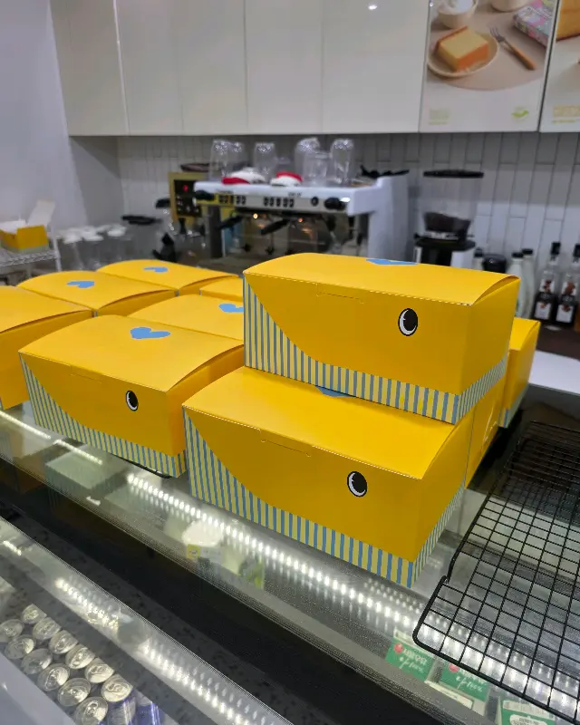 포장 대기 중인 카스테라