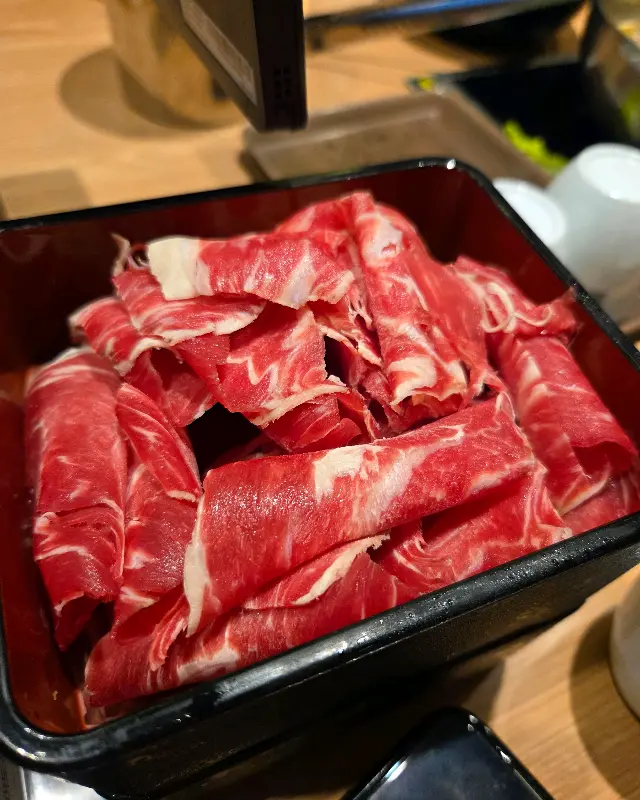 선홍빛 색깔이 매력적인 샤브샤브용 소고기