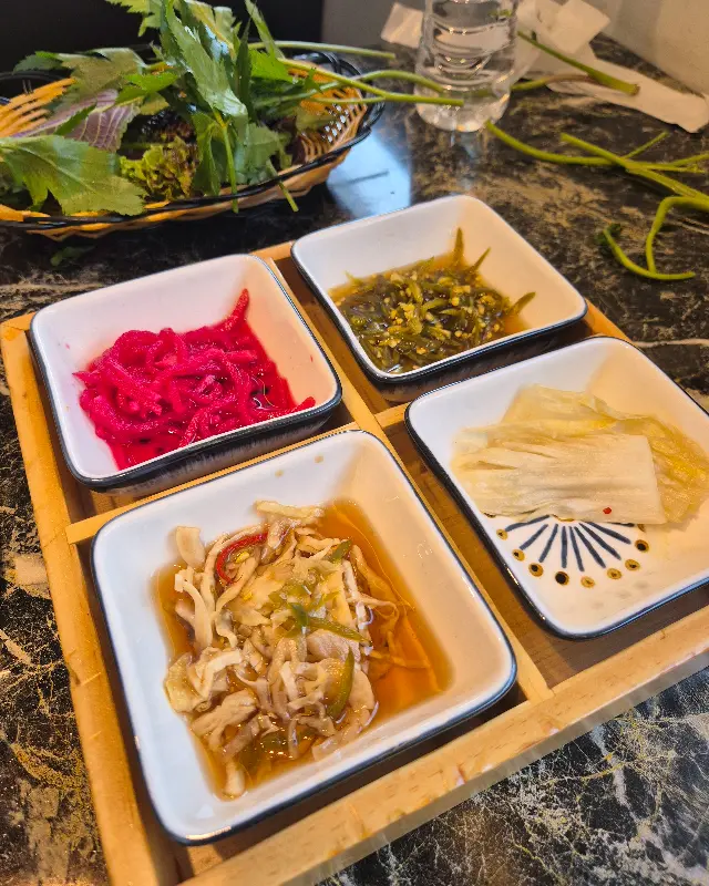 다양한 곁들임 반찬