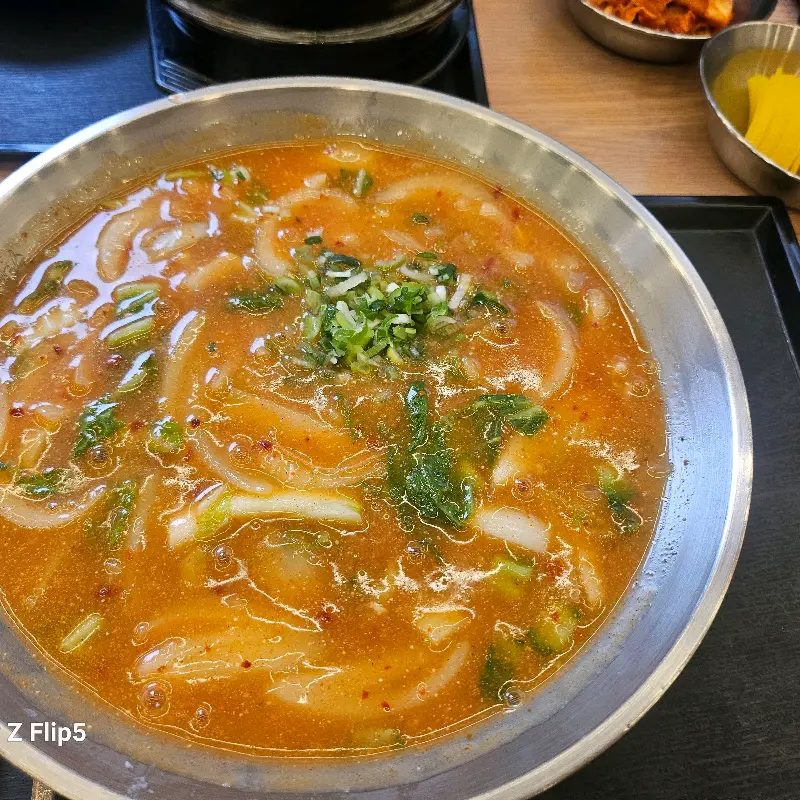 얼큰칼국수