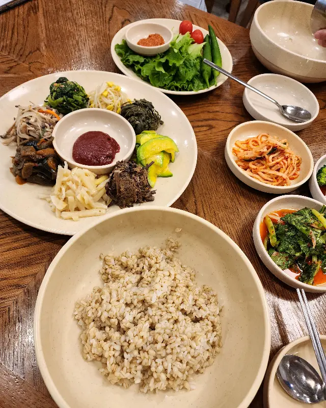 보리밥 한상차림