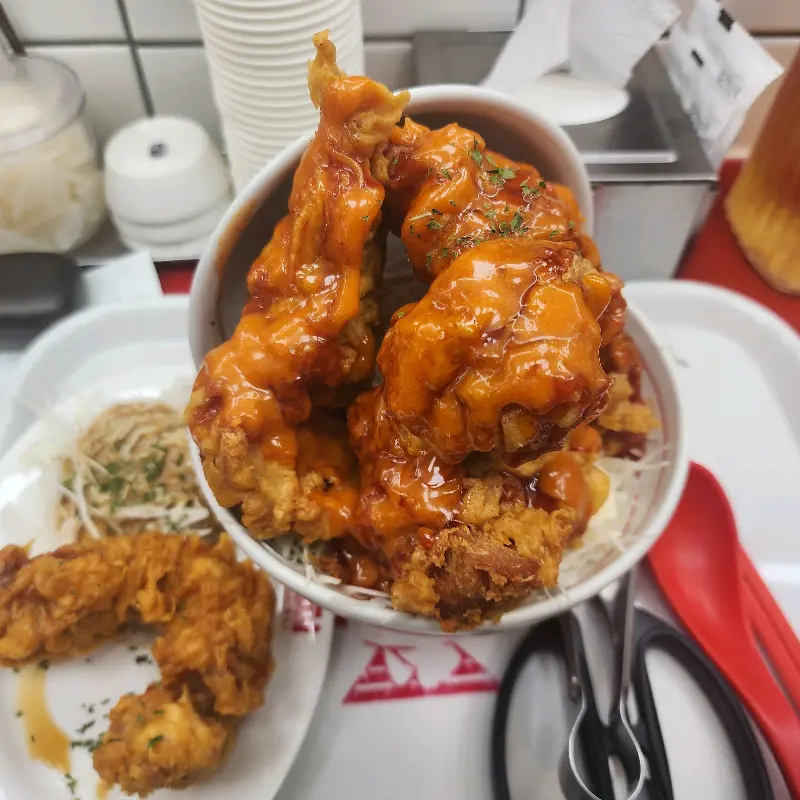 슈프림 점보 치킨동