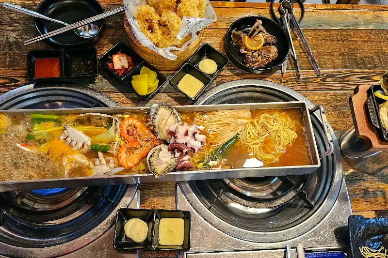 다채로운 해산물 튀김