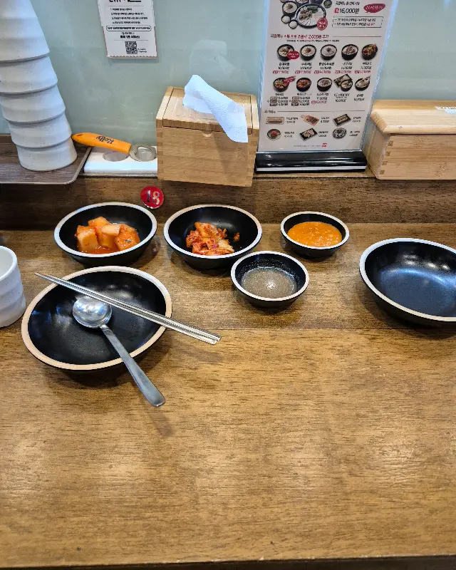 깔끔한 내부 인테리어