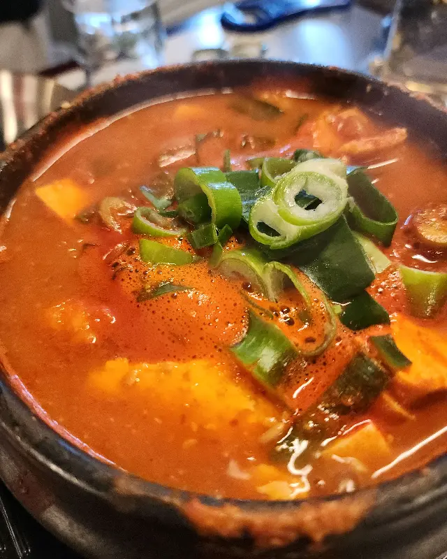뭉텅 용인동백점의 고추장찌개