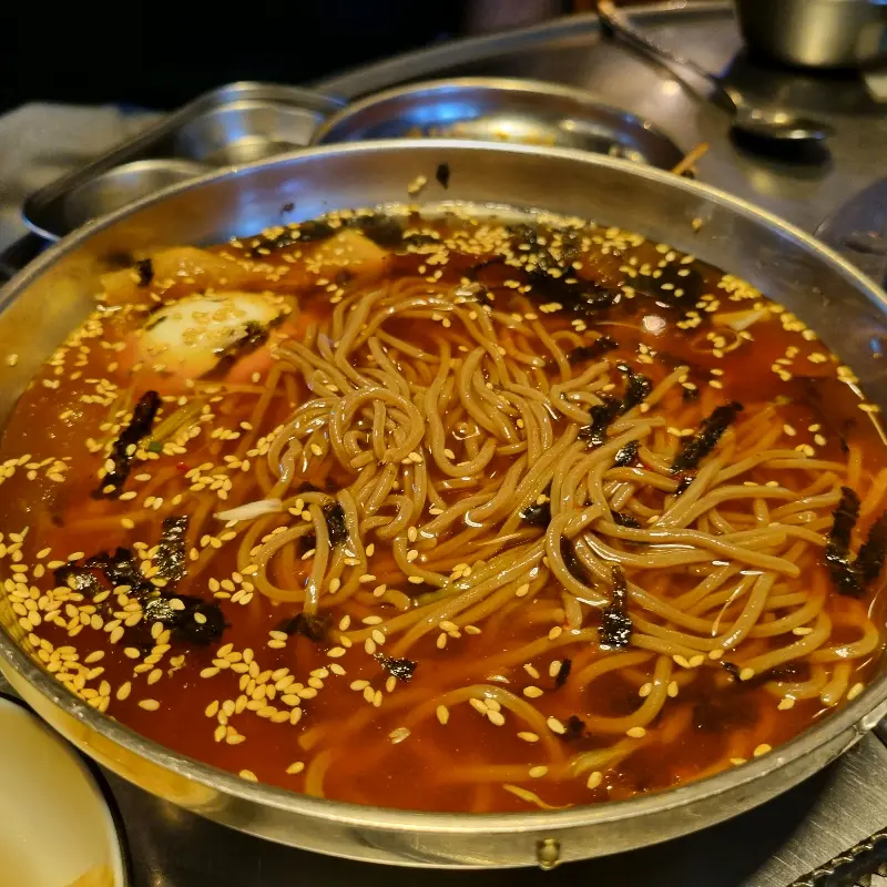 시원한 메밀 비빔면