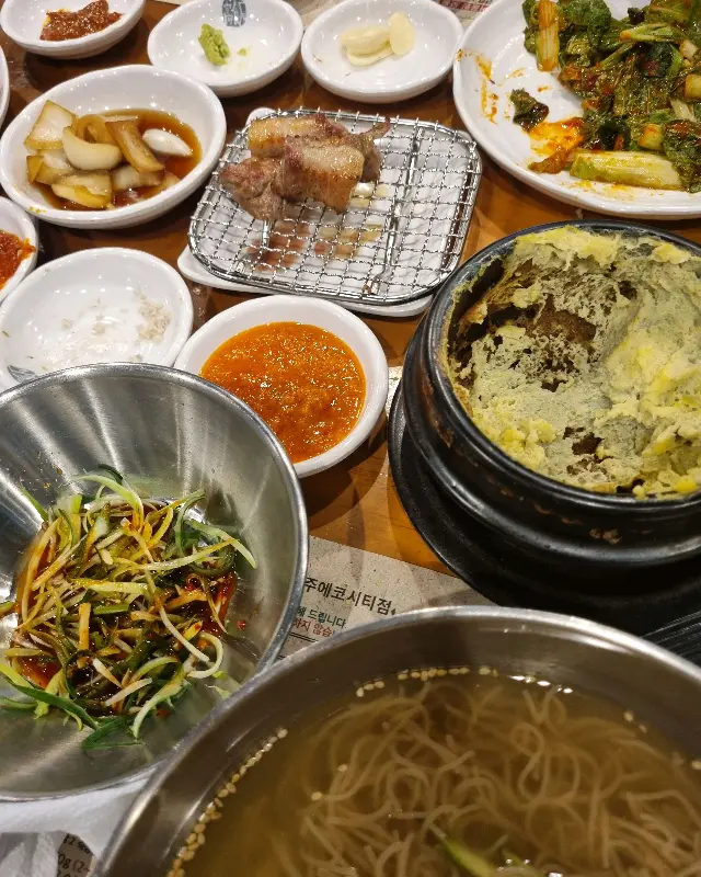 푸짐한 한 상 차림