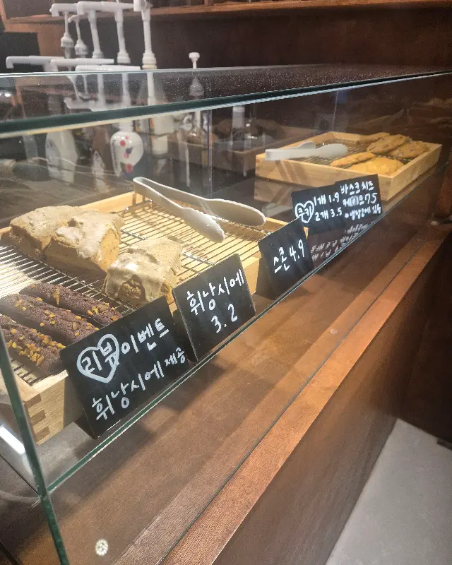 디저트 쇼케이스