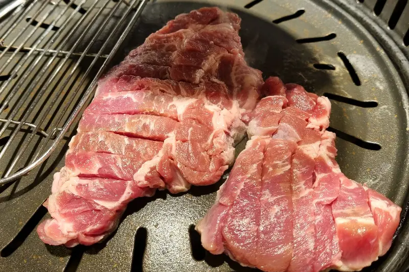 고기 질이 살아있는 삼겹살