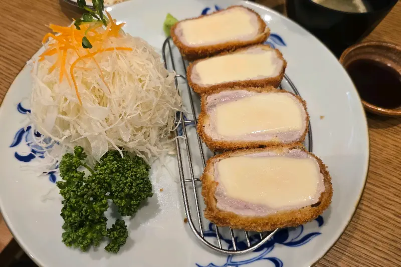 분지로 치즈카츠