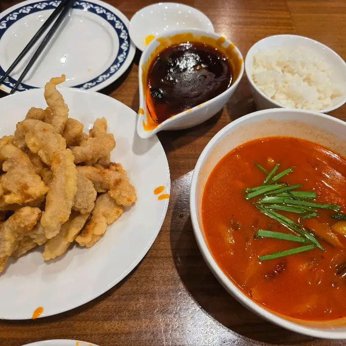 먹음직스러운 비주얼의 해물 짬뽕밥