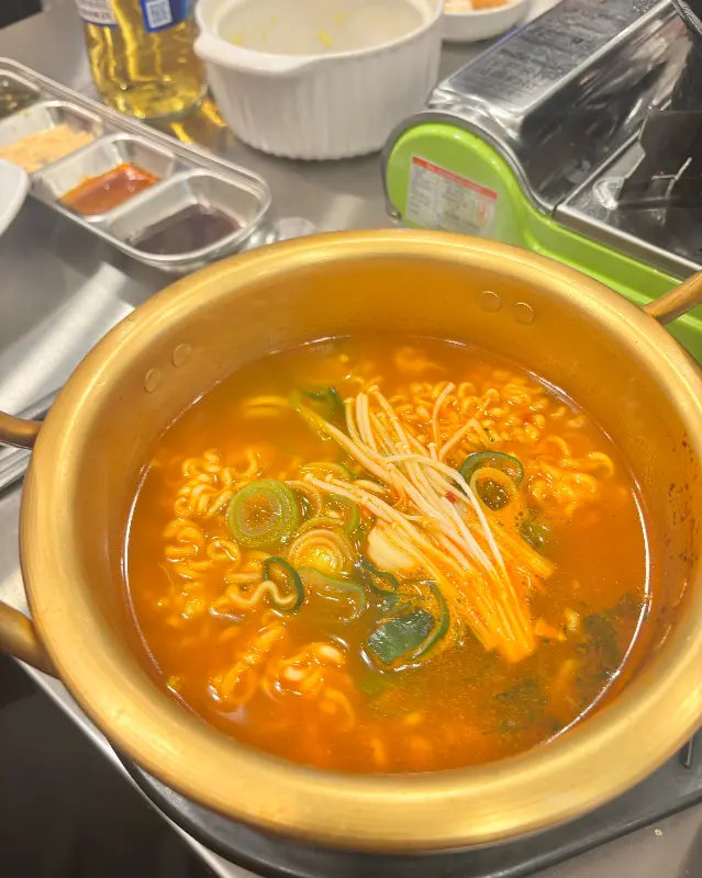 얼큰하고 시원한 라면
