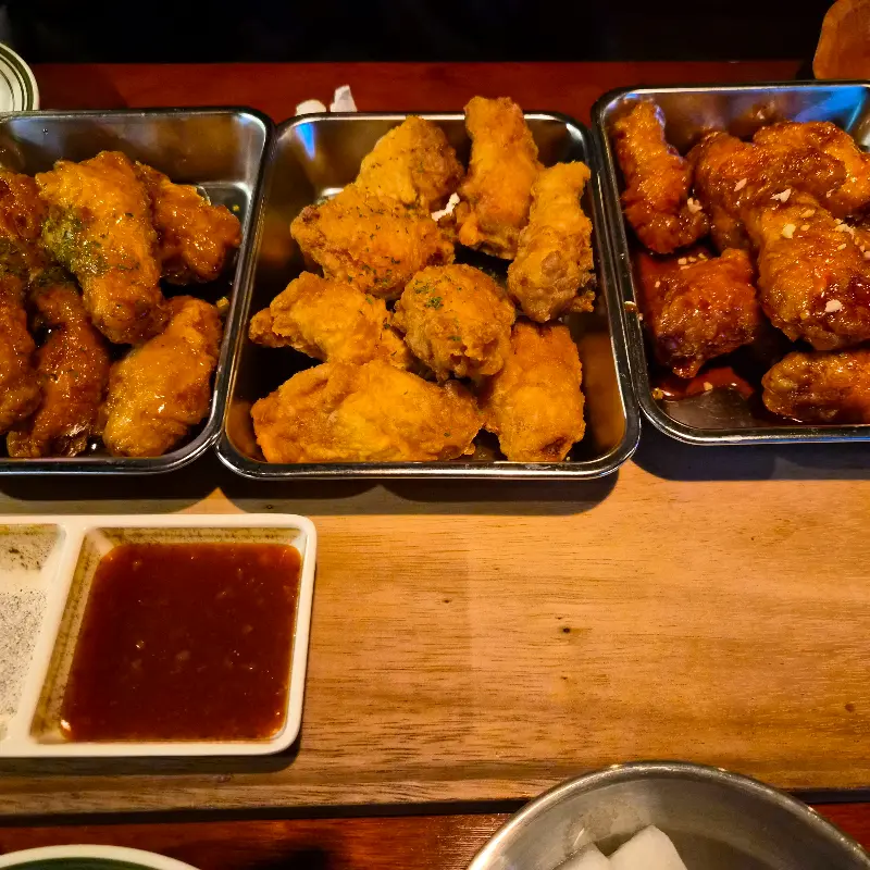 깔끔한 매장 내부