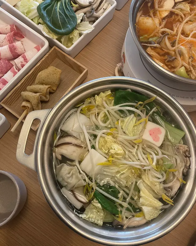 푸짐한 샤브샤브 한 상