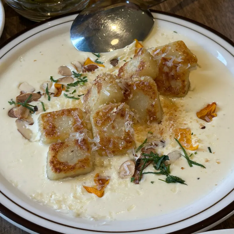 크림 감자 뇨끼