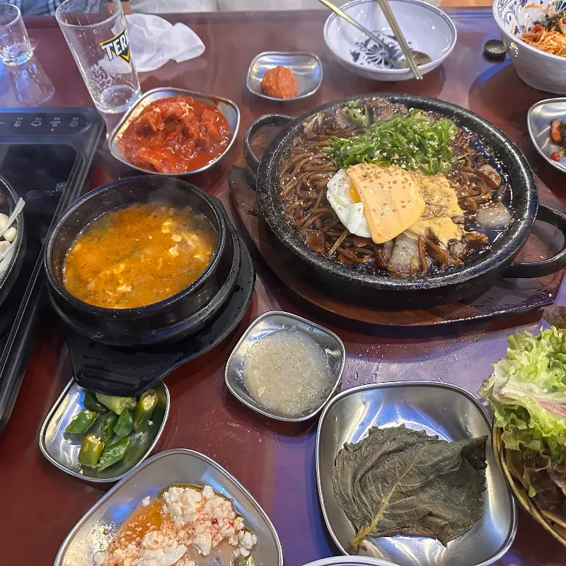 푸짐한 한 상 차림