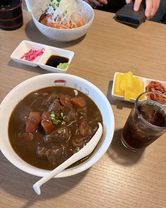 주도면밀 카레 메뉴