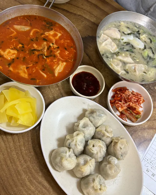 고추만두국, 떡만두국, 김치만두