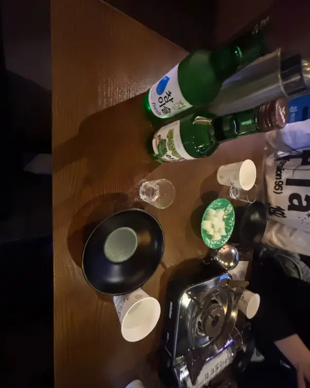 푸짐한 김치찌개