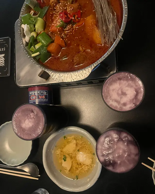 매운갈비찜 한 상 차림