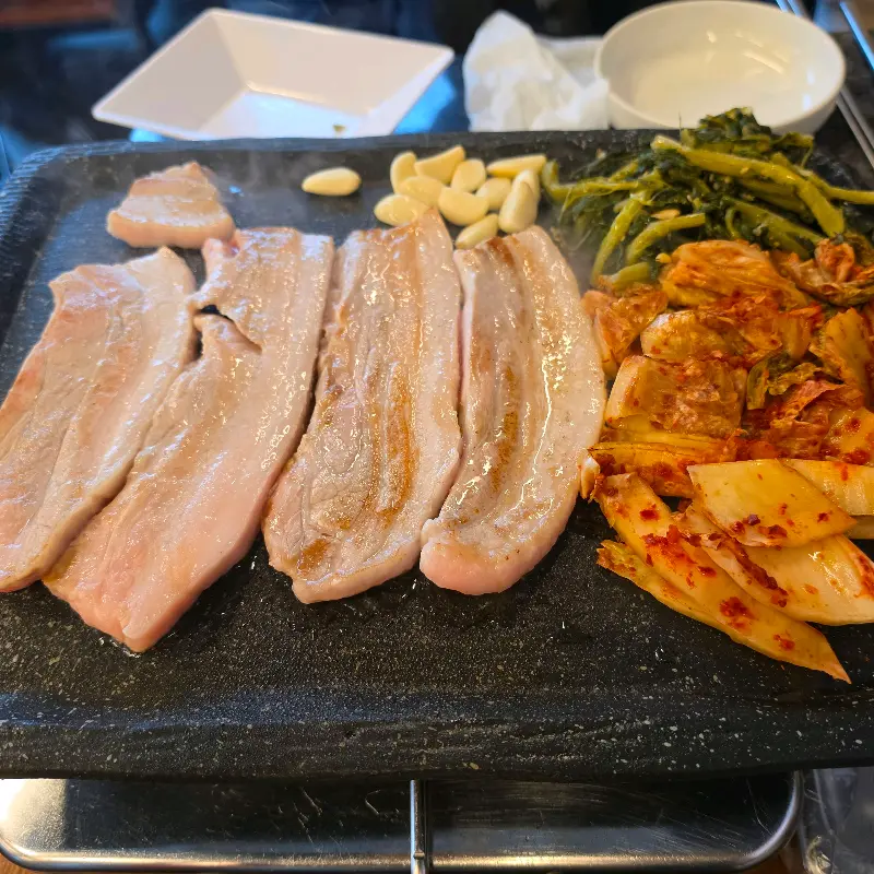 삼겹살과 김치의 조화
