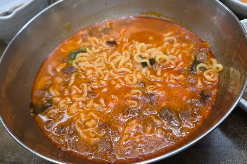 얼큰하고 시원한 한우 라면