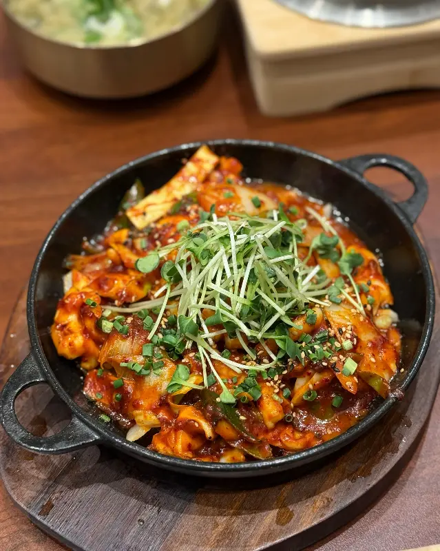 갑오징어볶음 근접샷