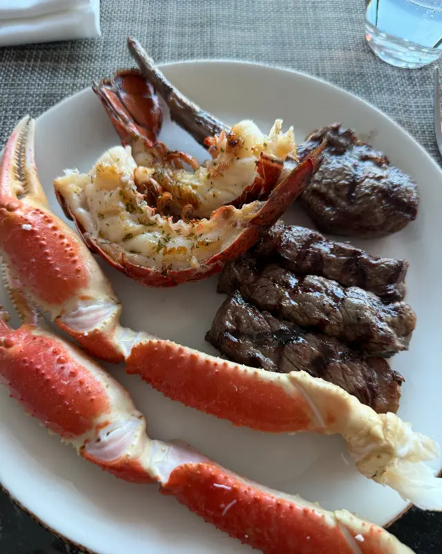 랍스터와 스테이크, 최고의 조합
