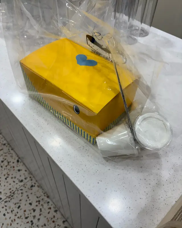 포장된 카스테라와 생크림