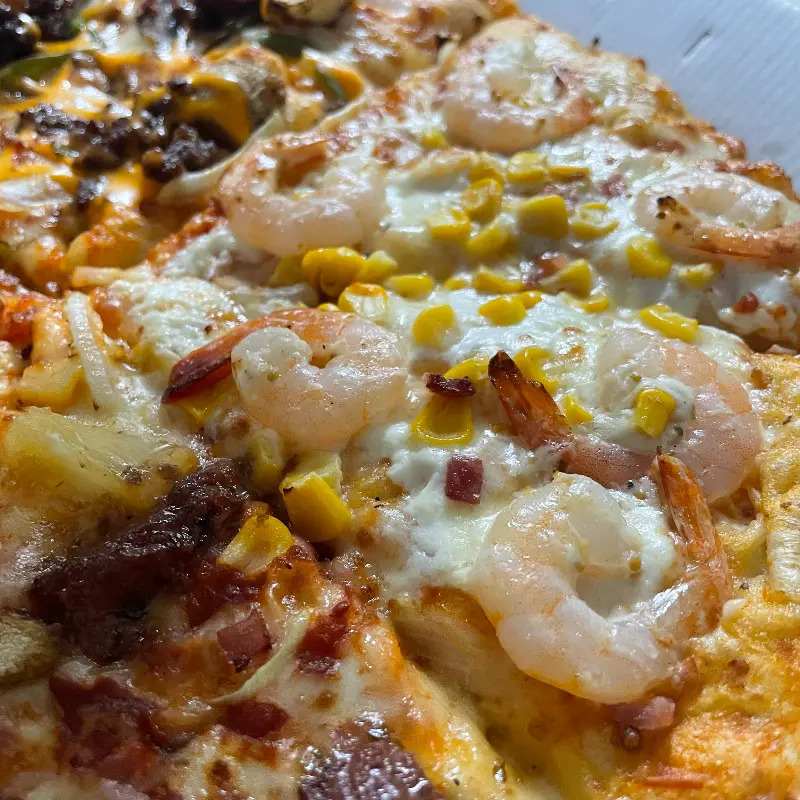 블록버스터4 피자, 새우 토핑 클로즈업