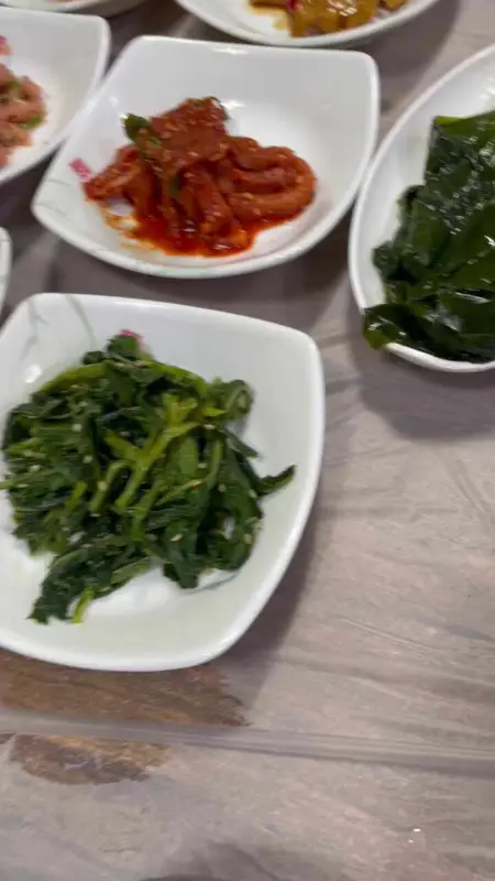 다양한 밑반찬