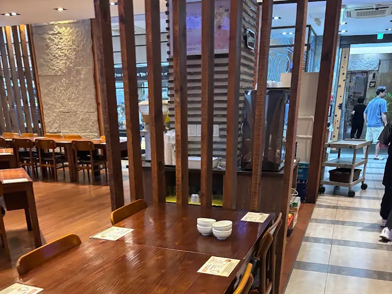 깔끔한 내부 인테리어