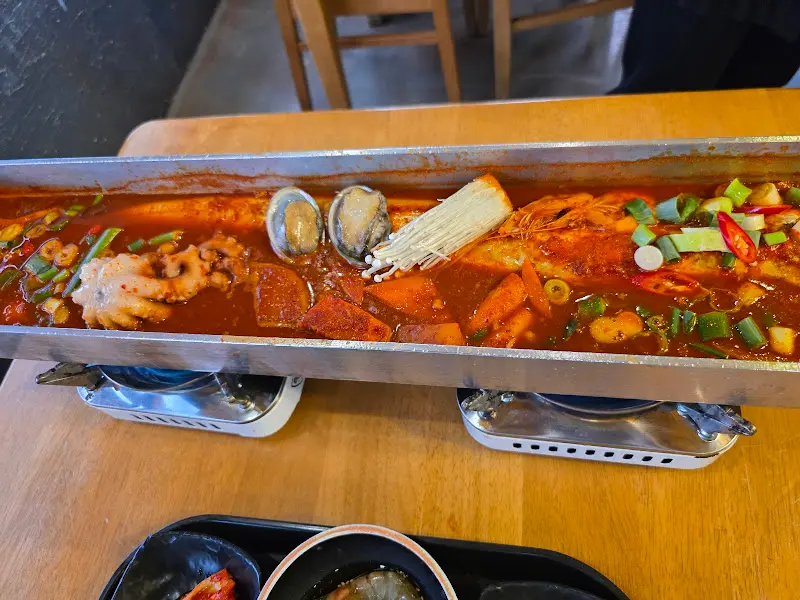 보글보글 끓는 갈치조림