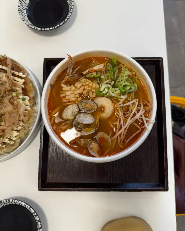 해물 야끼 우동