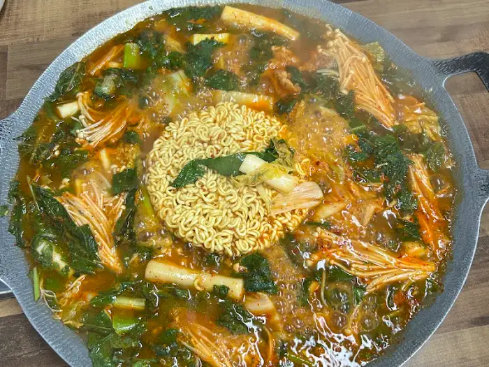 물닭갈비 전체 모습