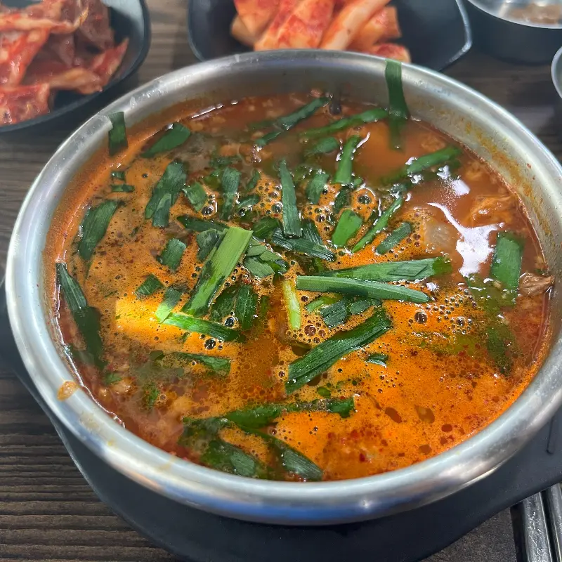 해물 순대국의 모습