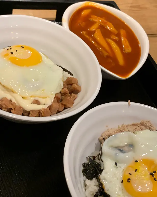 다양한 튀김 메뉴