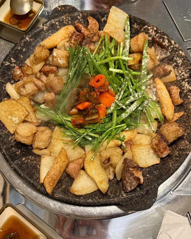 모듬 곱창 한 상 차림