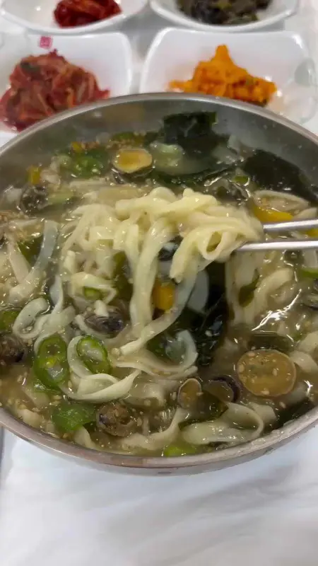 따개비 칼국수의 모습