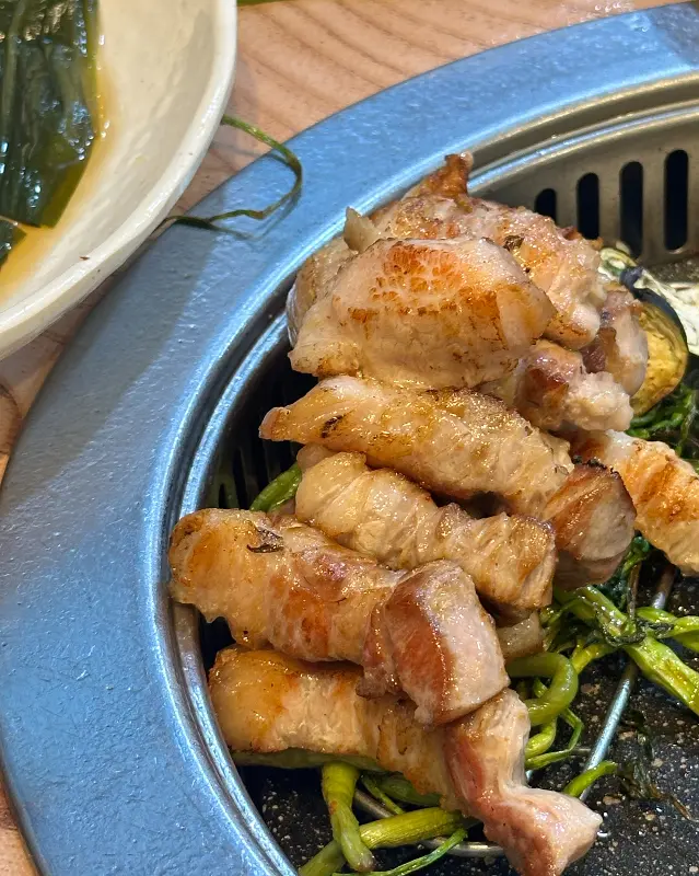 잘 구워진 삼겹살