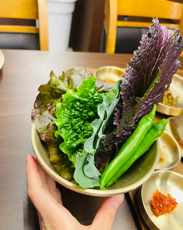 신선한 쌈 채소