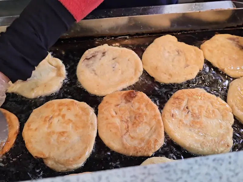 호떡 굽는 모습