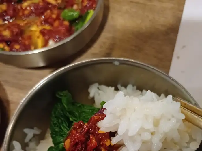 정갈하게 차려진 밥상